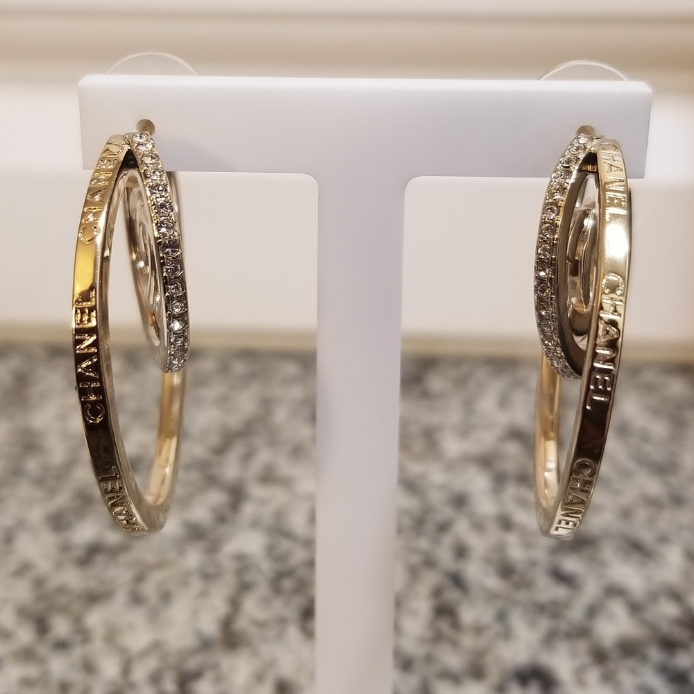 Chanel CC Gold  & Christals Earnings
